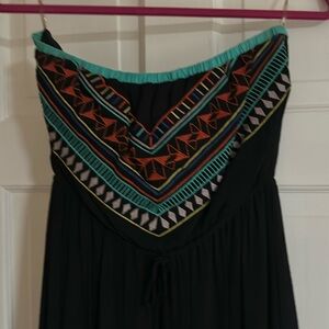 Fun and flirty strapless maxi dress!